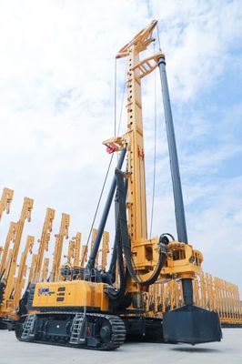 徐工再創輝煌 12款產品榮膺“金手指”與“TOP50”大獎，彰顯工程機械領軍實力